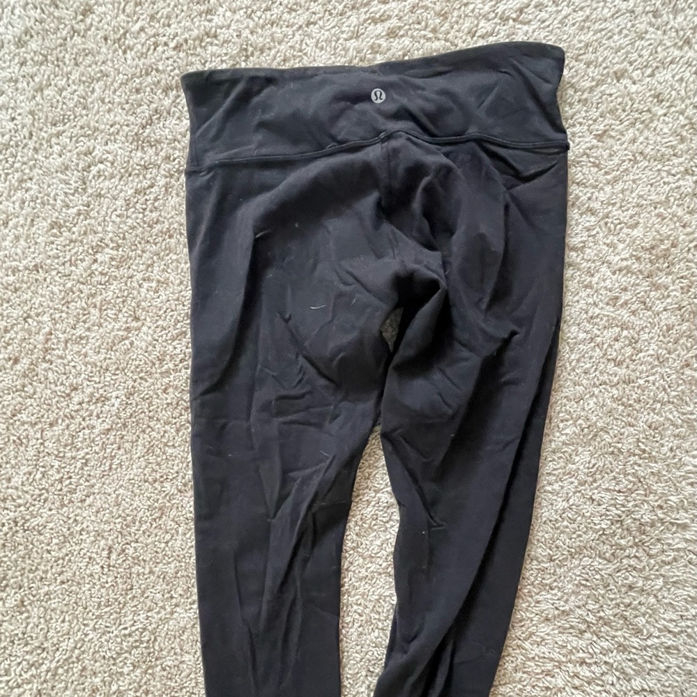Lululemon Black cropped Leggings